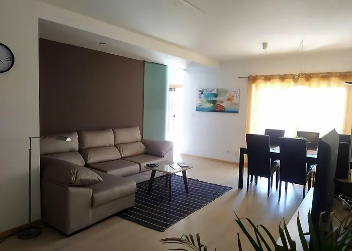 Family Friendly 3 Bedroom Apt, Ideally Located In
