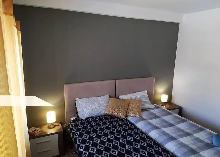 Family Friendly 3 Bedroom Apt, Ideally Located In Apartamento Lagos